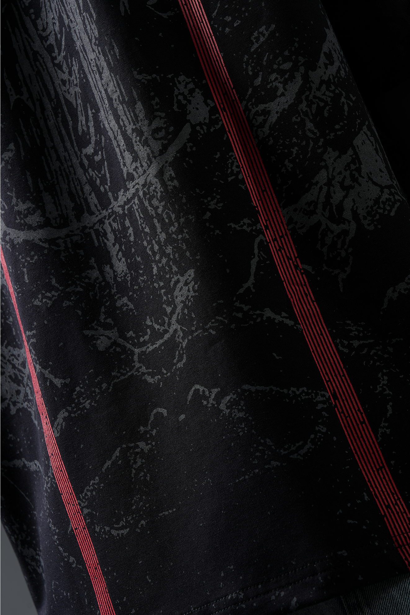 Beyond Fear - Oversized T-Shirt