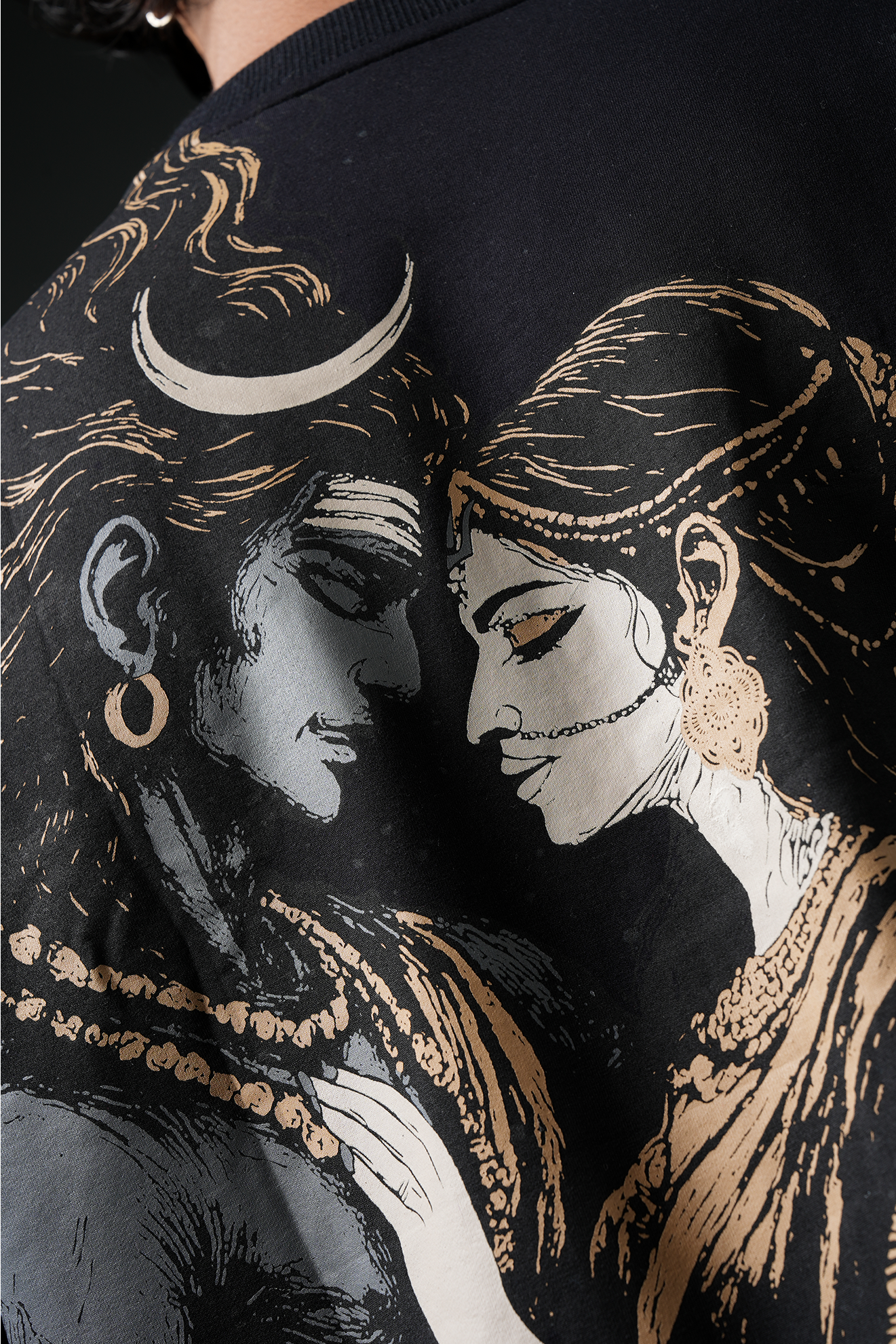 Divine Love T-Shirt - Mahadev & Sati