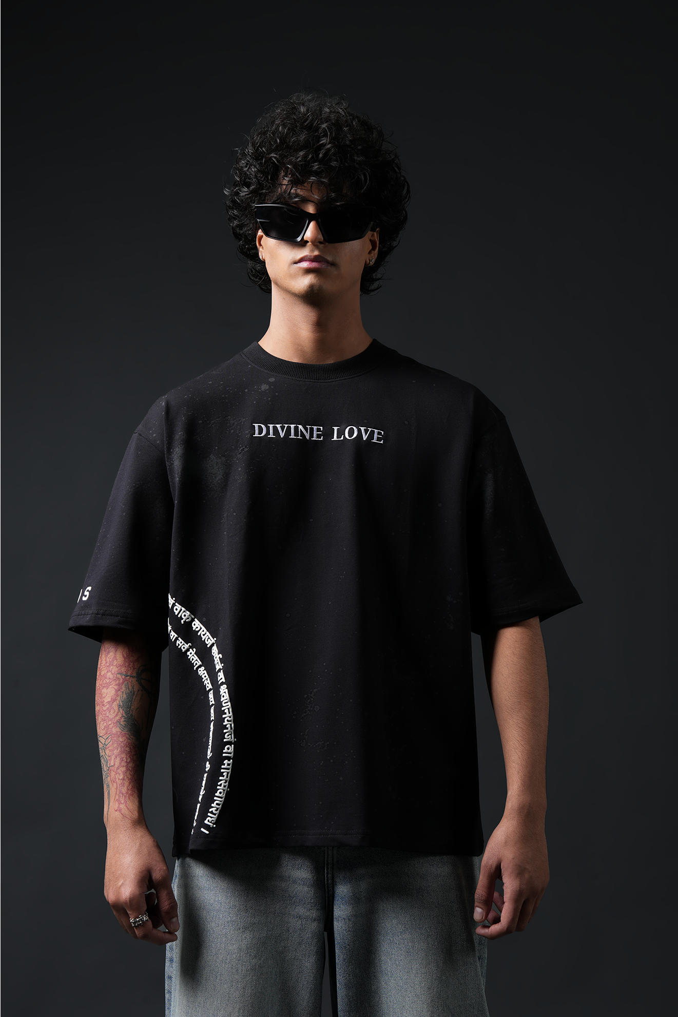 Divine Love T-Shirt - Mahadev & Sati