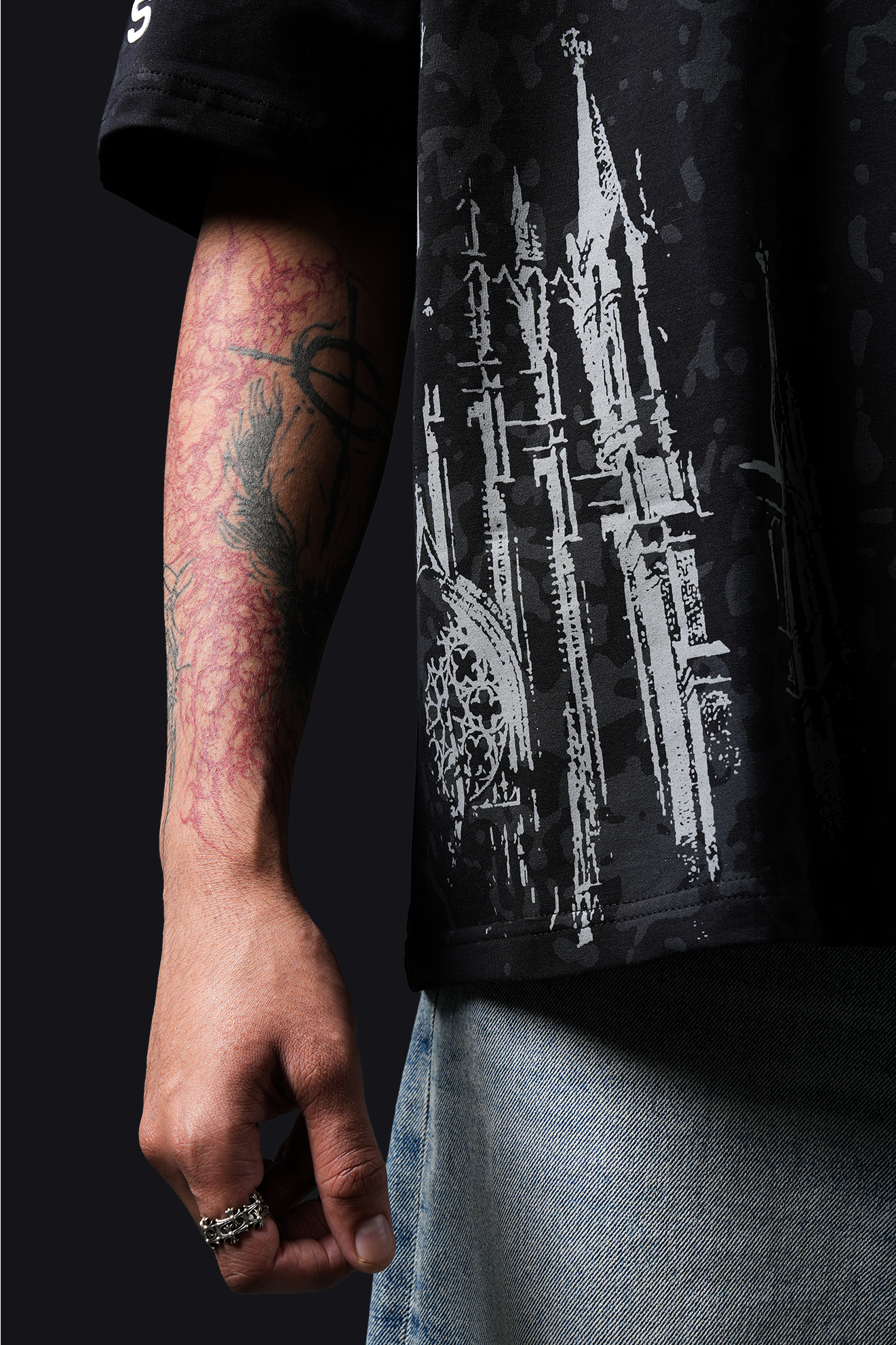 Beyond Fear - Oversized T-Shirt